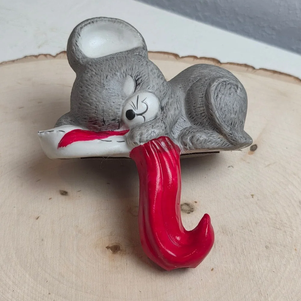Vintage‎ 1987 House of Lloyd Sleeping Mouse Ceramic Christmas Stocking Holder